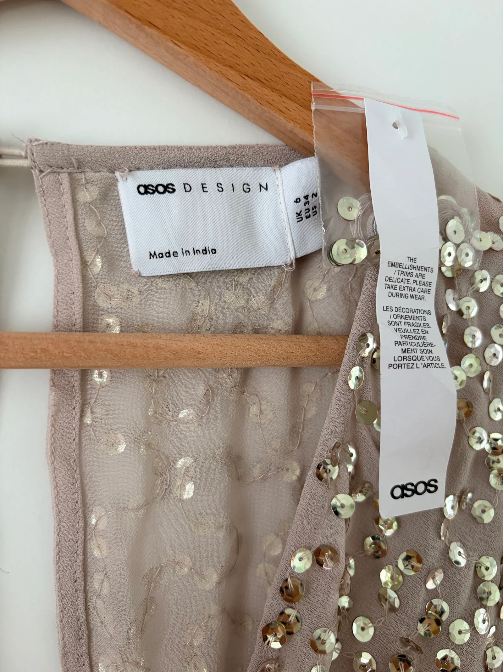 Macacão ASOS com lantejoulas douradas – novo com etiqueta – photo 5